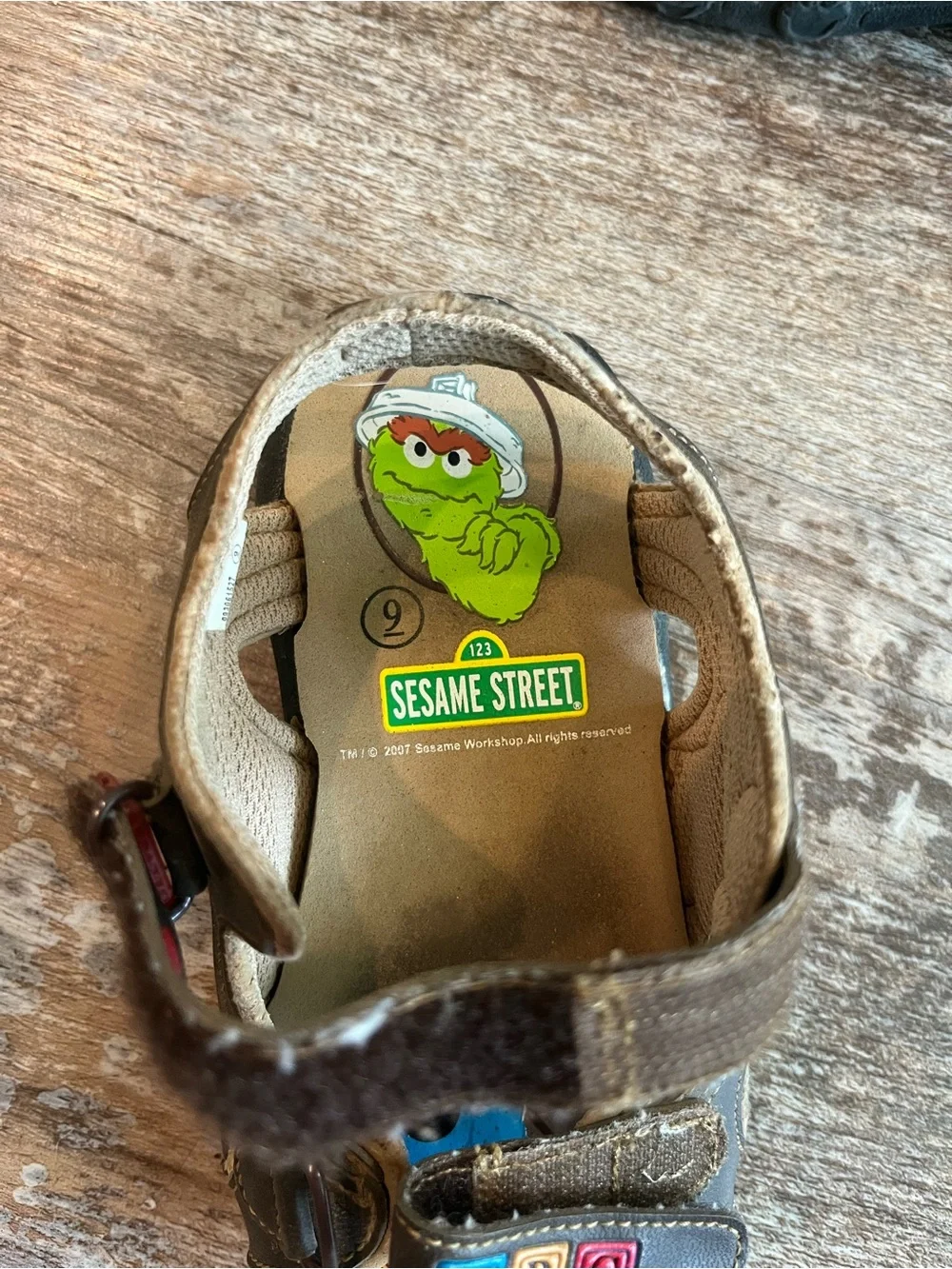 Y2K Kids Elmo Sandals